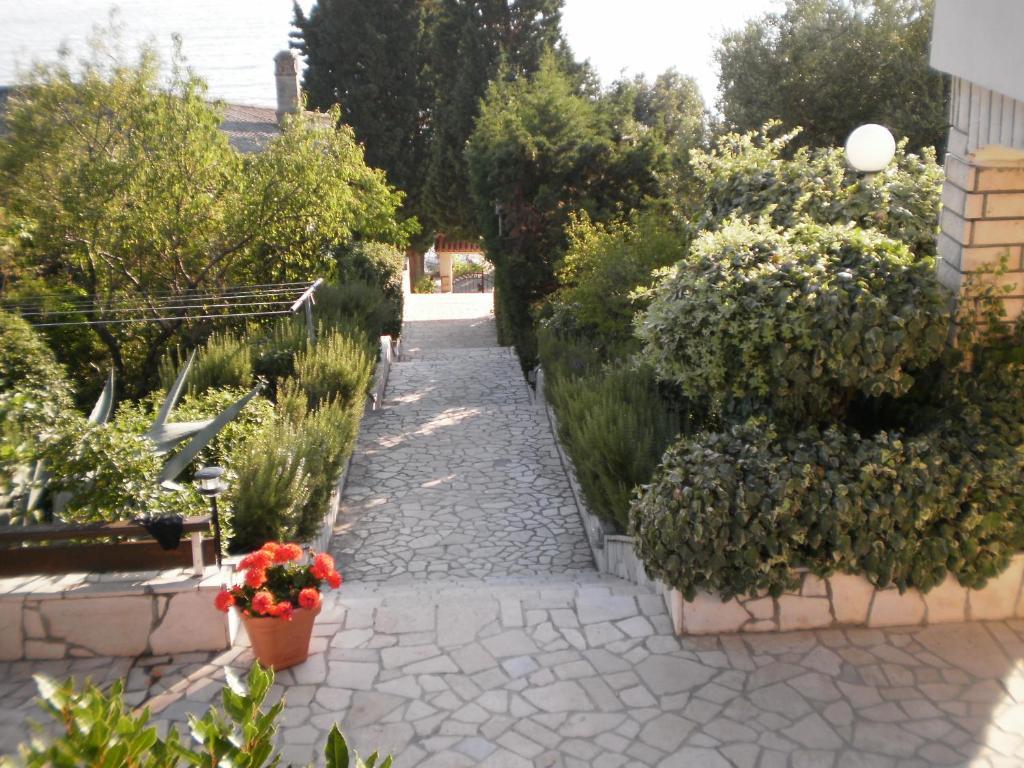 Apartments Pinezic Martinšćica Pokoj fotografie