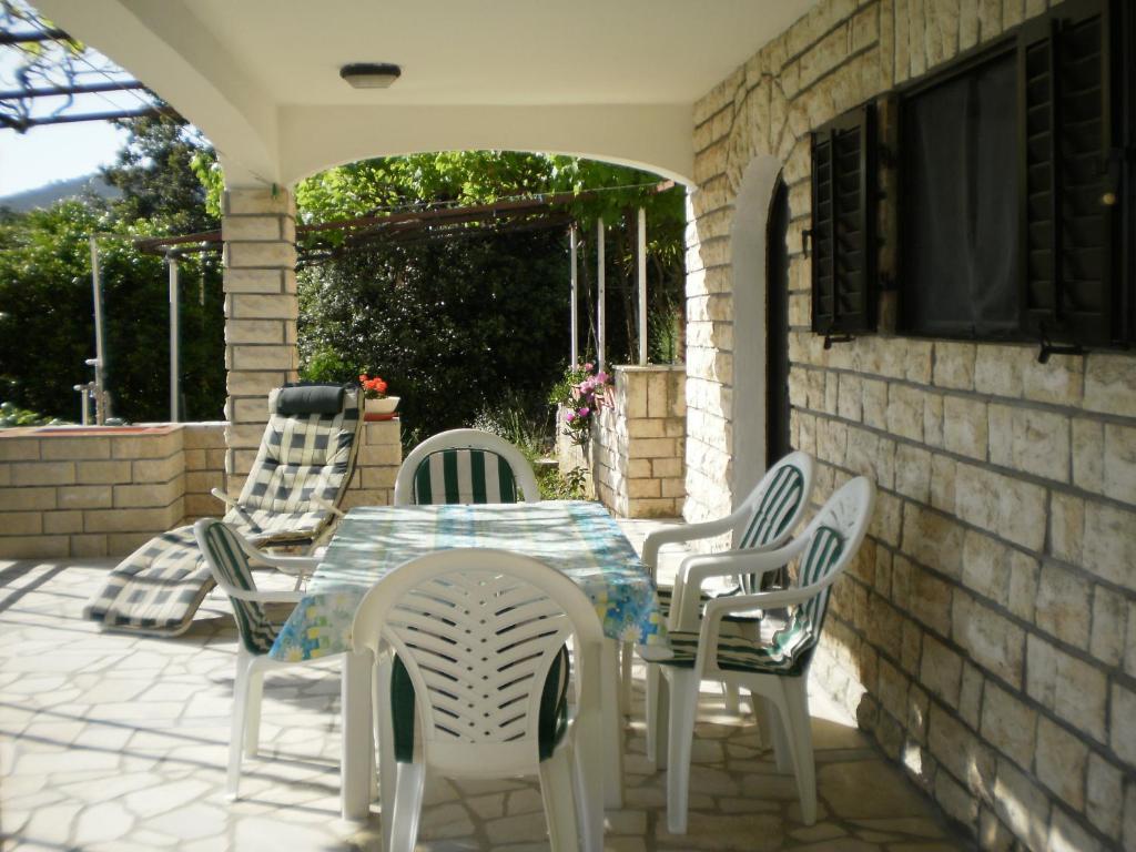 Apartments Pinezic Martinšćica Pokoj fotografie